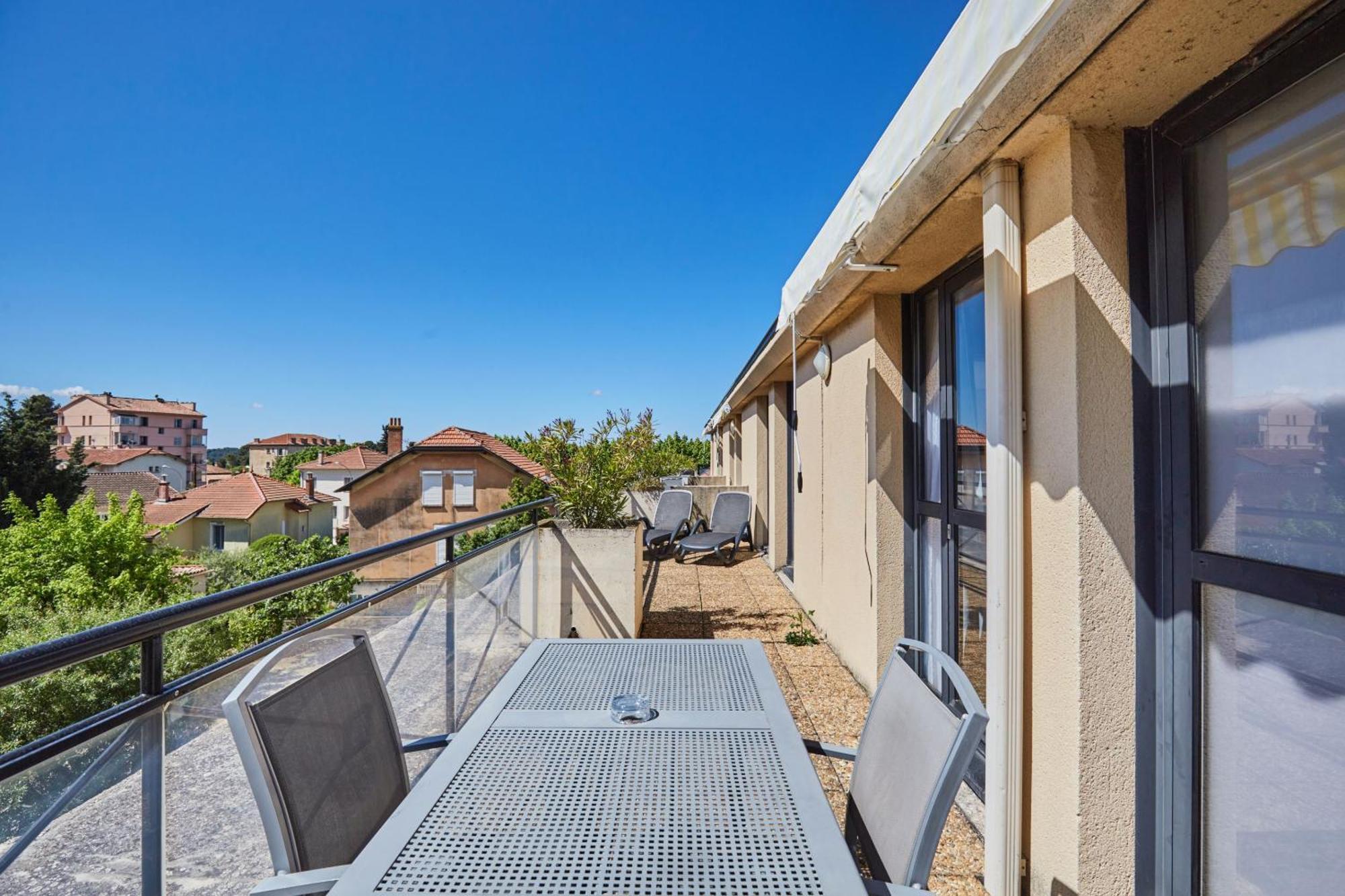 Appart Hotel Odalys City Aix En Provence Les Floridianes Aix-en-Provence Dış mekan fotoğraf